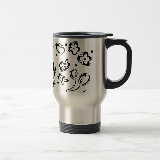 Coeurs et tasse de voyage de fleurs (Droit)