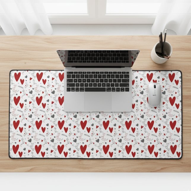 Cœurs gribouillés rouges et noirs Amour  (red and black hand drawn hearts and doodles desk mat for home office work gift for her mom wife gf)