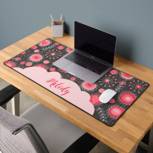 Coeurs gris-blanc et fleurs nom floral