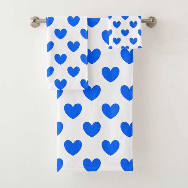 Cœurs pois bleus sur fond blanc (En situation)
