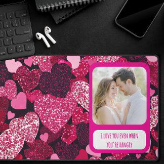 Coeurs roses parsemés quand vous êtes en colère