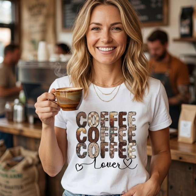 Coffee. Coffee. Coffee lover. T-Shirt (Créateur téléchargé)