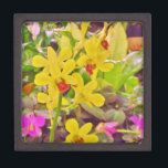 Coffret A Bijoux Beautiful Yellow autumn<br><div class="desc">Belle orchidées jaunes jolies orchidées jaunes Fleurs de fleurs d'orchidées. Photo de Sandy Closs Great pour toutes les saisons printemps été et automne. tropical,  moderne,  automne,  fleur,  fleurs,  floral,  printemps,  orchidée,  jardin,  mariage,  mariages, </div>