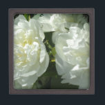 Coffret A Bijoux Elégant blanc peony floral blanc photo<br><div class="desc">Des pivoines blanches élégantes brillent au soleil du midi.</div>