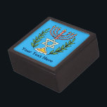 Coffret A Bijoux Persian Magen David Menorah<br><div class="desc">Cette image a été adaptée à partir d'un carrelage juif perse antique et présente une menorah avec un Magen David (Étoile de David) encadré de branches d'olivier. Les imperfections de l'image originale peinte à la main ont été conservées.</div>