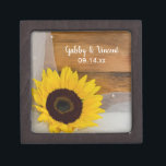 Coffret A Bijoux Tournesol et mariage campagnard nuptiale de voile<br><div class="desc">Portez vos alliances en bas du bas-côté dans le tournesol avec du charme et la boîte-cadeau nuptiale de mariage campagnard de voile le personnalisent pour créer un cadeau de souvenir pour les nouveaux mariés ou les demoiselles d'honneur. Cette boîte-cadeau faite sur commande décontractée pourtant chique de mariage comporte une photographie...</div>