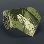 Col cravate camouflage noir vert marron<br><div class="desc">La cravate pour hommes présente un motif de camouflage moderne en noir, vert, vert pâle et marron. PLUS de modèles en magasin. Idéal pour le bureau, une soirée en ville, un mariage, pour le marié ou les garçons d'honneur ou comme cadeau pour votre mari, père, frère ou meilleur ami. Faites...</div>