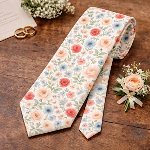 Col cravate chic avec motif d'art floral