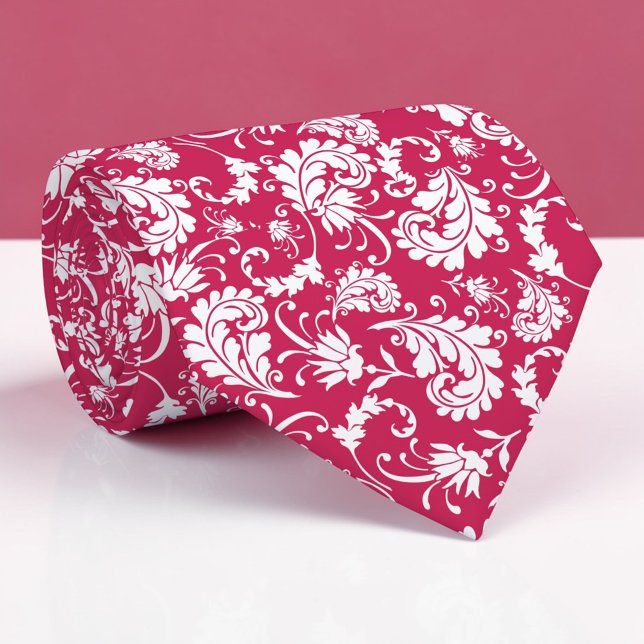 Col cravate fleuri violet personnalisé (Créateur téléchargé)