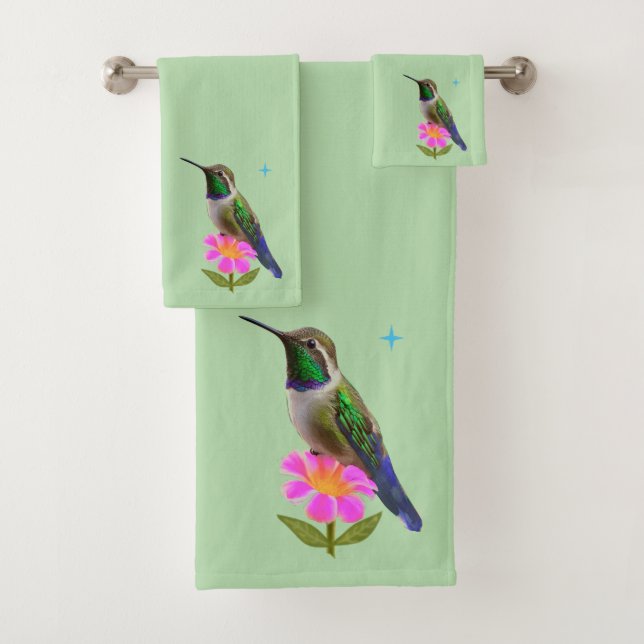 Colibri moderne et fleur sur fond vert sauge clair (En situation)