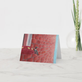 Colibri par un mur de briques : Carte de voeux 4"x