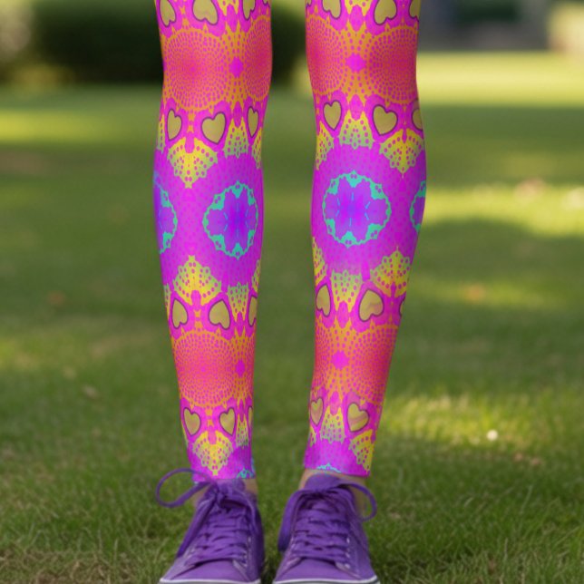 Collants de Festival Rétro Colorés (If you love color, you will defeninatly love this wacky but cute leggings.)