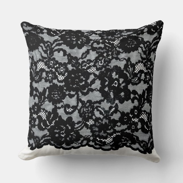 Collection noire antique de dentelle : Coussin (Recto)