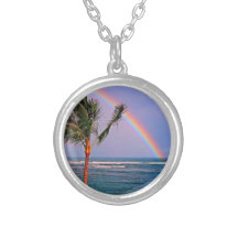 Arc en ciel au-dessus de l'océan