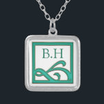 Collier Art Déco Abstrait Carré Turquoise Monogramme<br><div class="desc">Un décor minimaliste orne le design carré turquoise.</div>