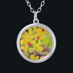 Collier Beautiful Yellow autumn<br><div class="desc">Belle orchidées jaunes jolies orchidées jaunes Fleurs de fleurs d'orchidées. Photo de Sandy Closs Great pour toutes les saisons printemps été et automne. tropical, moderne, automne, fleur, fleurs, floral, printemps, orchidée, jardin, mariage, mariages, </div>
