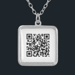 Collier Code QR Bijoux numérique<br><div class="desc">Un collier de code qr numérique minimaliste moderne et personnalisé qui peut être customisé à votre code QR. Grand cadeau pour un message d'amour, bijoux commémoratifs, souvenirs mariages, bijoux QR code, simplement scanner et de voir.</div>