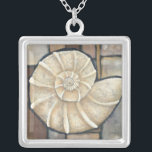 Collier Coque d'Abalone<br><div class="desc">Charikilia Zarris est une artiste talentueuse connue pour ses oeuvres d'art océaniques. Ses images sont paisibles et calmes vous relaxant avec chaque photo. Obtenez cette oeuvre d'art nautique avec une coquille d'Abalone au centre de tout,  bordée de carrelage et d'une belle palette de couleurs.</div>
