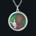 Collier d'anniversaire d'amour de région boisée<br><div class="desc">Ours et lapin très affectueux décrits en beau collier.  Cadeau merveilleux pour votre amoureux !  Peinture originale par Mika art.</div>