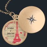 Collier d'anniversaire de la Tour Eiffel Vintage m<br><div class="desc">Mariage Keepsaké Mariage Colliers - pour changer la couleur arrière - plan - cliquez sur personnaliser - cliquez sur modifier - choisissez l'outil dernier dans le menu déroulant et choisissez l'une des couleurs affichées ou entrez votre code hexadécimal rgb pour votre couleur de mariage personnalisée - pour changer la couleur...</div>