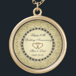 Collier d'anniversaire de mariage d'or<br><div class="desc">Les images d'un Digitalbcon conçoivent comporter un or et un thème noir de couleur avec une série d'images, formes, motifs et styles faits sur commande en ce collier un-de-un-aimable du "cinquantième anniversaire de mariage". Cette conception élégante et colorée fait le cadeau idéal pour le cadeau d'anniversaire pour l'épouse ou comme...</div>