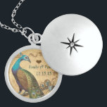 Collier d'anniversaire de Peacock Vintage mariage<br><div class="desc">Mariage Keepsaké Mariage Colliers - pour changer la couleur arrière - plan - cliquez sur personnaliser - cliquez sur modifier - choisissez l'outil dernier dans le menu déroulant et choisissez l'une des couleurs affichées ou entrez votre code hexadécimal rgb pour votre couleur de mariage personnalisée - pour changer la couleur...</div>