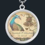 Collier d'anniversaire de Peacock Vintage mariage<br><div class="desc">voir plus vintages paon produits voir plus vintages produits oiseaux Peacock Wedding Invitations</div>