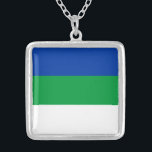 Collier Drapeau de la République de Komi<br><div class="desc">Drapeau patriotique de la République de Komi.</div>