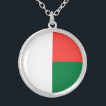 Collier Drapeau patriotique de Madagascar<br><div class="desc">Drapeau patriotique de Madagascar.</div>