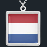 Collier élégant avec Drapeau de Pays-Bas<br><div class="desc">Ajoutez une touche d'élégance hollandaise à votre collection d'accessoires avec notre magnifique collier avec le drapeau de la Pays-Bas ! Conçu avec une attention minutieuse aux détails, ce collier n’est pas seulement un joyau, c’est une célébration de la fierté et de l’identité culturelle hollandaises. Le design accrocheur met en valeur...</div>