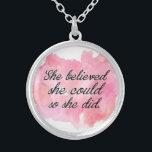 Collier Elle a cru qu'elle pourrait ainsi elle a fait -<br><div class="desc">Citation de motivation pour elle. Nous pouvons jusqu'à ce que nous croyions que nous pouvons ! Ce beau collier peut être un beau rappel à nous-mêmes aussi bien qu'à un cadeau signicatif pour notre fille ou un ami. Fille rêveuse grande et d'éclat ! ** Cette illustration sur un autre cadeau...</div>