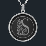 Collier En Argent Belle Lettre Monogramme S Fête des Mères, Annivers<br><div class="desc">Elle aimera ce collier Pendentif en argent sterling avec son Monogramme! Belle Lettre Monogramme S Choisir Taille, Style et Métal Finition Fête des Mères, Anniversaire, Fiançailles, Idée cadeau de Bridesmaid! Jolie Bijouterie Pour Elle ! Souvenez-vous de Maman, Soeur, Fille, Tante, Nièce, Petite amie, Grand-mère, Femme et Amis ! Voir plus...</div>