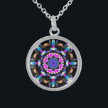 Collier En Argent ~ curatif de mandala d'énergie le guérisseur Anna<br><div class="desc">Comme un guérisseur spirituel d'énergie de distance professionnelle depuis 2001, j'ont appris, développé et utilisé la puissance de l'intention curative d'énergie. Tous mes BIJOUX AVEC L'INTENTION (r) portent l'énergie curative de la manifestation positive. Ce collier curatif de mandala d'énergie d'argent sterling est prêt à recevoir votre propre intention personnelle. Quand...</div>