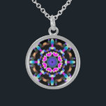 Collier En Argent ~ curatif de mandala d'énergie le guérisseur Anna<br><div class="desc">Comme un guérisseur spirituel d'énergie de distance professionnelle depuis 2001, j'ont appris, développé et utilisé la puissance de l'intention curative d'énergie. Tous mes BIJOUX AVEC L'INTENTION (r) portent l'énergie curative de la manifestation positive. Ce collier curatif de mandala d'énergie d'argent sterling est prêt à recevoir votre propre intention personnelle. Quand...</div>