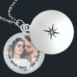 Collier En Argent Garde photo romantique de la mariée<br><div class="desc">Un romantique groom pour marier garde-photos. Un cadeau du marié à sa mariée le jour de leur mariage. Remplacez facilement l'exemple d'image par votre propre favori de vous deux et personnalisez avec un message spécial pour votre femme d'être.</div>