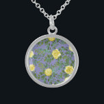 Collier En Argent Jaune clair et périphérique Rose bleu Mariage flor<br><div class="desc">Belle Jaune Lumière & Périwinkle Bleu pivoine & rose invitation à mariage floral avec une abondante verdure. Parfait pour un thème fleuri ou un mariage blanc traditionnel au printemps ou en été. Customisez la couleur et le texte pour que ce mariage vous invite !</div>
