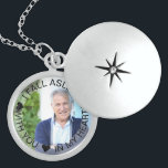 Collier En Argent Je m'endors avec toi dans mon coeur Photo<br><div class="desc">Élégant casier photo pour garder un proche perdu. Le modèle est configuré pour que vous puissiez ajouter votre propre photo et vous pouvez également modifier tout le texte si vous le souhaitez. La formulation est posée sur un rectangle semi-transparent, au-dessus de votre photo. L'exemple de texte dit "je m'endors avec...</div>