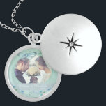Collier En Argent Mariage Keepsaké<br><div class="desc">Un mariage personnalisé, des cadeaux et des cadeaux avec une jolie peinture aquarelle d'un papillon bleu et des fleurs encadrant votre photo avec un filtre romantique doux sur votre image pour parfaitement mélanger l'art et la photographie.</div>