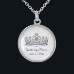 Collier En Argent Princesse Tiara<br><div class="desc">Ce charmant collier d'argent sterling est présenté dans une tiare de cristal scintillante au texte bleu. Customisez cet article et modifiez la photo et l'échantillon de texte avec le vôtre si vous voulez ou acheter comme indiqué. Customisez avec ce modèle. Image sous licence</div>
