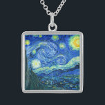Collier En Argent soirée starry de vincent van gogh<br><div class="desc">Le célèbre tableau de Van Gogh,  "La Nuit étoilée". Peint pendant son séjour à l'asile de Saint Rémy dans les années 1880,  van Gogh dépeignait les collines ondulantes et les cyprès qu'il voyait depuis sa fenêtre.  Numériquement amélioré par PixDezines.Copyright © 2008-2016 PixDezines.com™ et PixDezines™ sur zazzle.com. Tous droits réservés.</div>