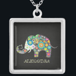 Collier Fleurs En Forme D'Éléphant<br><div class="desc">Des fleurs rétro colorées en forme d'éléphant. Le design est disponible sur de nombreux autres produits. Sur demande sur tous les produits.</div>