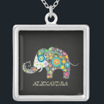 Collier Fleurs En Forme D'Éléphant<br><div class="desc">Des fleurs rétro colorées en forme d'éléphant. Le design est disponible sur de nombreux autres produits. Sur demande sur tous les produits.</div>