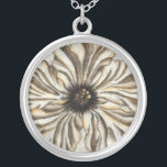 Collier Flowerhead Fresco sur Tan Arrière - plan<br><div class="desc">Une grande tête de fleurs compose la majorité de cette fresque. Posé sur un arrière - plan bronzé,  le morceau est très rustique. Cela ferait un joli ajout à n'importe quelle maison!</div>