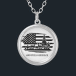 Collier *~* Forêt AP40 Pins de Cerfs Drapeau Américain mod<br><div class="desc">(recherchez AP27 pour un design similaire sur divers produits ou AP40 pour bijoux avec intention (r)) Énergétiquement amélioré avec patriote patriotique design. (Le design peut être transféré à d'autres produits Zazzle) Rejoignez si vous avez besoin d'aide. * États-Unis Forest Deer Pines Modern American Drapeau en noir et blanc. Le texte...</div>