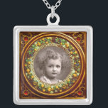 Collier FRUITS DE RENAISSANCE FLORENTINE, Ruby MODÈLE PHOT<br><div class="desc">Elégant,  classique,  vibrant art Renaissance,  chef-d'oeuvre de Bottega della Robbia ( Florence - Italie ) en brun,  jaune,  vert,  bleu,  couleurs vives.</div>
