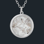 Collier *~* Grunge Rustique Azalea Fleurs Blanc AP40<br><div class="desc">(recherchez AP 40 pour des articles similaires ) - Argent Plaque INTENTION Bijoux avec intention (r) FLEURS D'AZALÉE NEUTRE BLANC ROMANTIQUE * Fleur blanche fleurie energetiquement améliorée, Nature, Peinture numérique Artsy Artiste Populaire Moderne Élégant Créatif Unique Digital Aquarelle Art Floral Rustique Distressé Grunge Fleurs d'azalée blanches douces, principalement blanches, avec...</div>