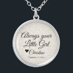 Collier Mère branchée de la mariée Toujours votre petite f<br><div class="desc">Collier avec ce dicton : "Toujours ta petite fille" personnalisée avec le nom et la date mariage. C'est un beau cadeau personnalisé pour la Mère de la Mariée.</div>