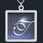 Collier Monogramme bleu Topaz<br><div class="desc">Design élégant et unique avec pierres précieuses. Modélisation et rendu en 3D Studio Max par Bulgan Lumini .Part de la série Hyper Talismans.</div>