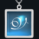 Collier Monogramme Blue Sapphire Gem<br><div class="desc">Design élégant et unique avec pierres précieuses. Modélisation et rendu en 3D Studio Max par Bulgan Lumini .Part de la série Hyper Talismans.</div>