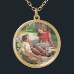 Collier Plaqué Or Amour vintage et romance, Épouses du lycée<br><div class="desc">Illustration vintage design d'amour et de romance avec un jeune couple mignon flirtant à l'école. Les adolescents sont assis avec leurs manuels sur quelques marches à l'ombre des arbres du campus.</div>